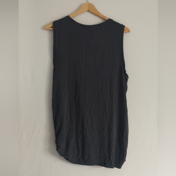 Fabletics Gray Athleisure Sport Tank Top Workout Top Gray Size Small - Picture 4 of 4